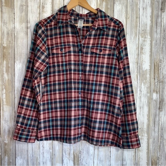 Patagonia Tops - Patagonia Green & Red Plaid Organic Cotton Flannel Button Down